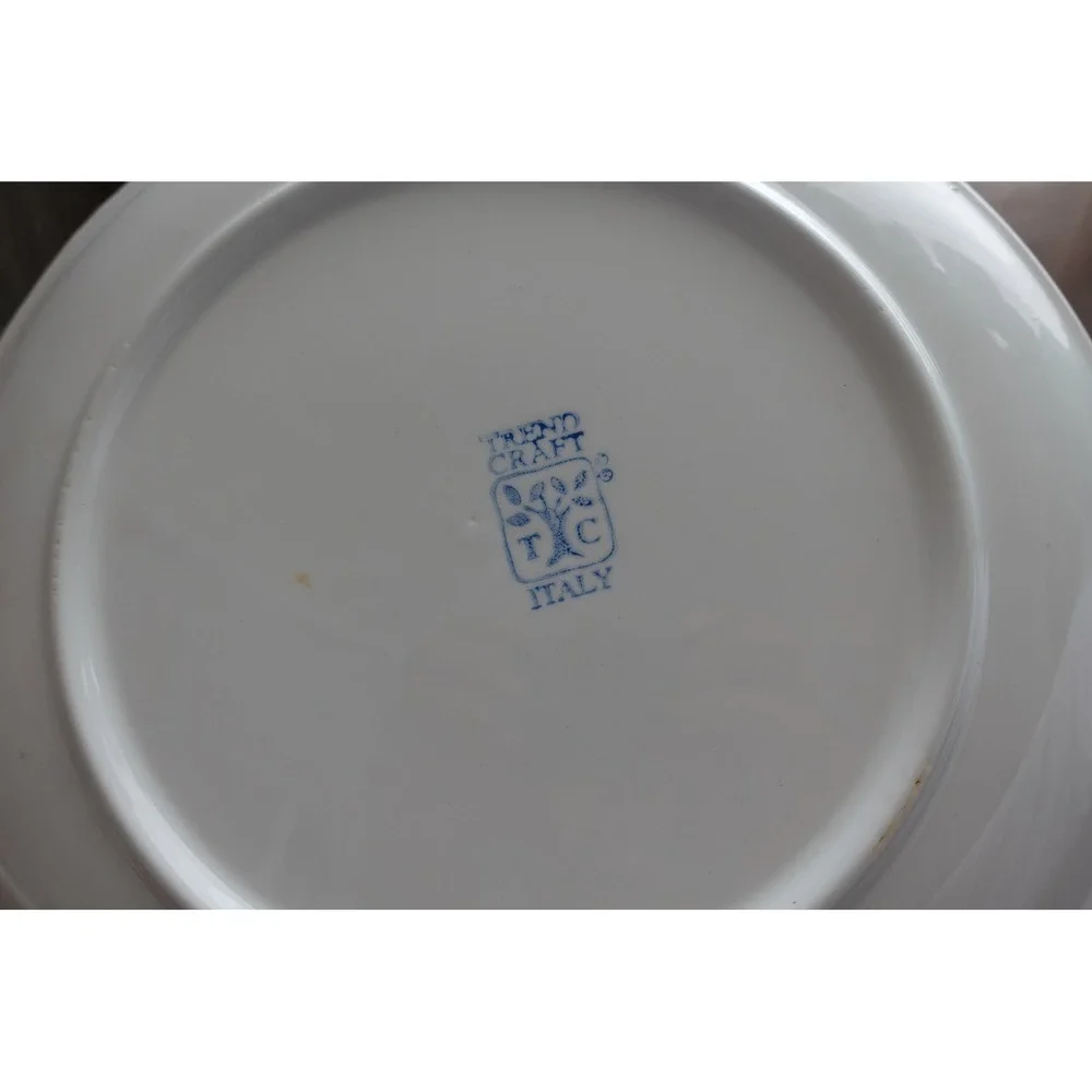 The Unbranded Brand 13 inches